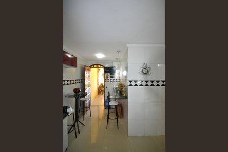 Casa para alugar com 150m², 4 quartos e 5 vagas Casa para alugar com 150m², 4 quartos e 5 vagasCozinha