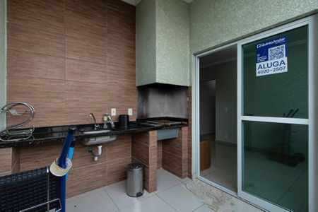 Apartamento para alugar com 62m², 2 quartos e 1 vaga Apartamento para alugar com 62m², 2 quartos e 1 vagaVaranda Sala