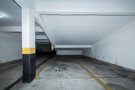 Apartamento para alugar com 62m², 2 quartos e 1 vaga Apartamento para alugar com 62m², 2 quartos e 1 vagaÁrea comum - Vaga
