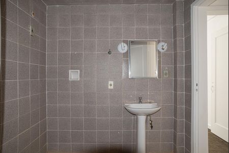 Apartamento à venda com 110m², 2 quartos e sem vagaBanheiro