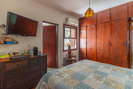 Casa para alugar com 150m², 3 quartos e 2 vagas Casa para alugar com 150m², 3 quartos e 2 vagasSuíte