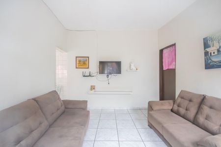 Casa à venda com 277m², 2 quartos e 2 vagas Casa à venda com 277m², 2 quartos e 2 vagasSala