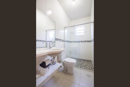 Casa para alugar com 70m², 3 quartos e 1 vagaBanheiro 