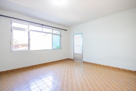 Casa para alugar com 70m², 3 quartos e 1 vagaSala