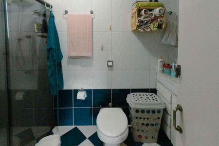 Apartamento à venda com 76m², 2 quartos e 1 vaga Apartamento à venda com 76m², 2 quartos e 1 vagaBanheiro