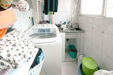 Apartamento à venda com 76m², 2 quartos e 1 vaga Apartamento à venda com 76m², 2 quartos e 1 vagaÁrea de Serviço