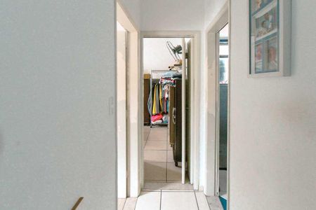 Apartamento à venda com 76m², 2 quartos e 1 vaga Apartamento à venda com 76m², 2 quartos e 1 vagaCorredor