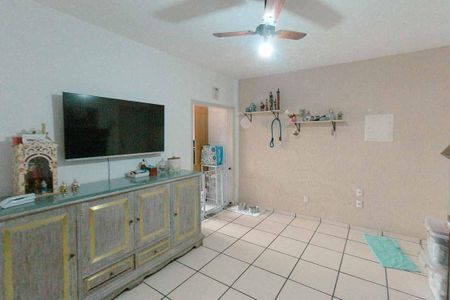 Apartamento à venda com 76m², 2 quartos e 1 vaga Apartamento à venda com 76m², 2 quartos e 1 vagaSala