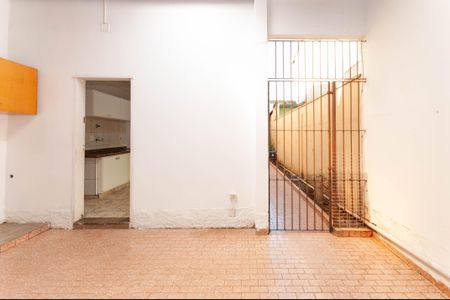 Casa à venda com 110m², 3 quartos e 2 vagasQuintal