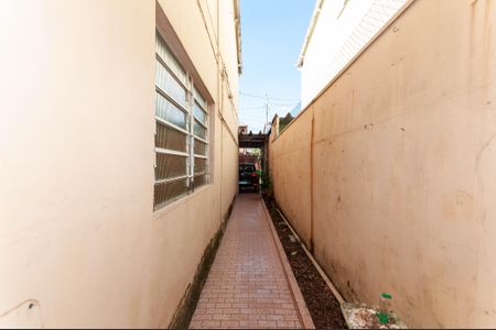 Casa à venda com 110m², 3 quartos e 2 vagasCorredor de serviço