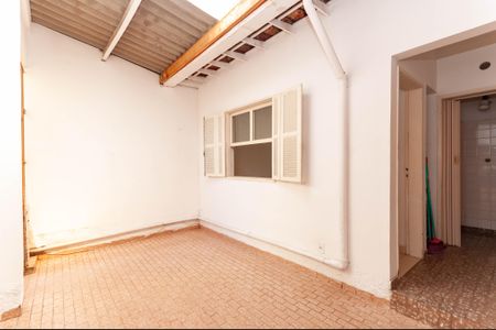 Casa à venda com 110m², 3 quartos e 2 vagasQuintal