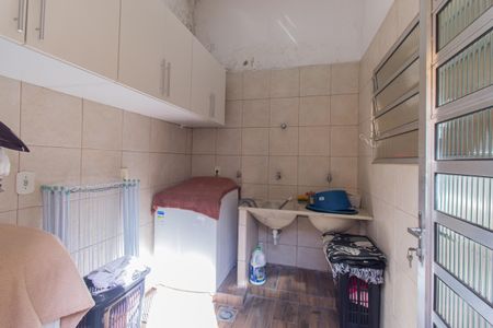 Casa à venda com 200m², 3 quartos e 1 vaga Casa à venda com 200m², 3 quartos e 1 vagaÁrea de Serviço