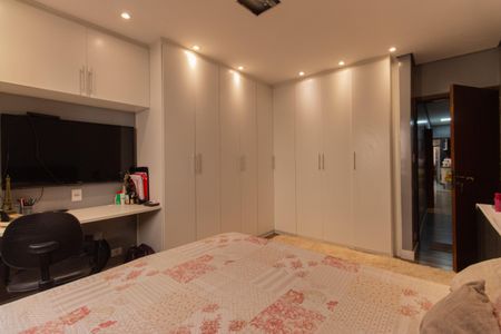 Casa à venda com 200m², 3 quartos e 1 vaga Casa à venda com 200m², 3 quartos e 1 vagaQuarto 2