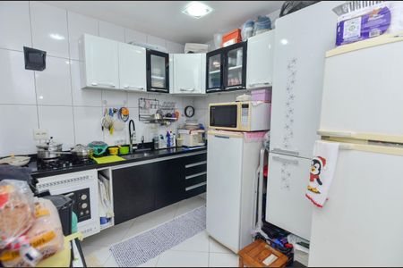 Casa de condomínio à venda com 65m², 2 quartos e sem vaga Casa de condomínio à venda com 65m², 2 quartos e sem vagaCozinha