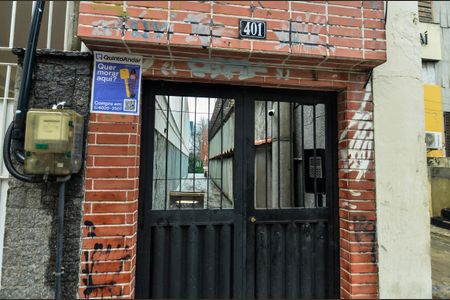 Casa de condomínio à venda com 65m², 2 quartos e sem vaga Casa de condomínio à venda com 65m², 2 quartos e sem vagaFachada