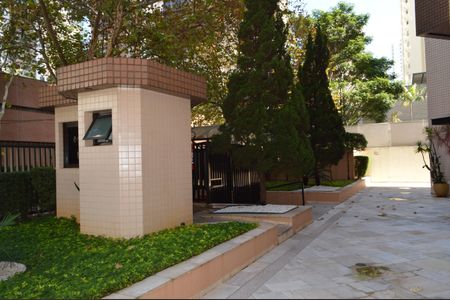 Apartamento à venda com 73m², 3 quartos e 3 vagasPortaria