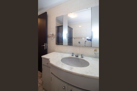 Apartamento à venda com 155m², 3 quartos e 1 vagaBanheiro 3