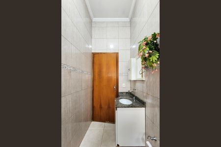 Casa à venda com 143m², 2 quartos e 2 vagasBanheiro Social