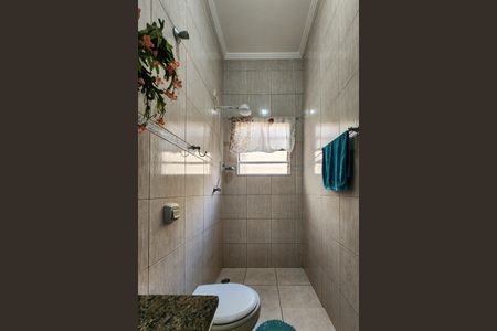 Casa à venda com 143m², 2 quartos e 2 vagasBanheiro Social