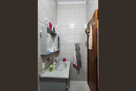 Casa à venda com 143m², 2 quartos e 2 vagasBanheiro da Suíte