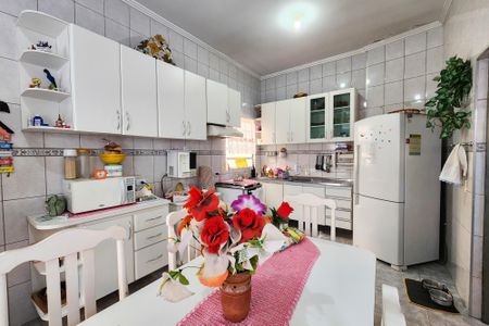 Casa à venda com 143m², 2 quartos e 2 vagasCozinha