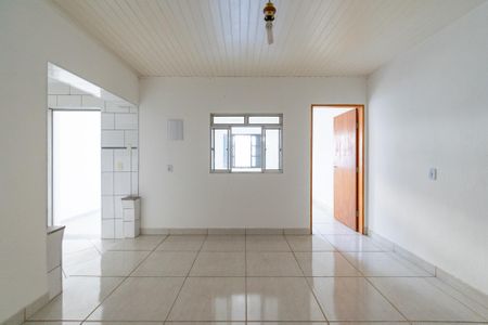 Casa à venda com 112m², 2 quartos e 2 vagasSala