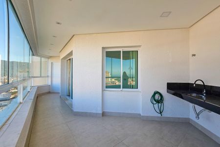 Apartamento para alugar com 110m², 3 quartos e 1 vaga Apartamento para alugar com 110m², 3 quartos e 1 vagaVaranda Sala