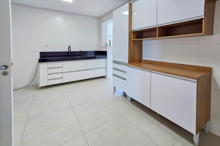 Apartamento para alugar com 110m², 3 quartos e 1 vaga Apartamento para alugar com 110m², 3 quartos e 1 vagaCozinha