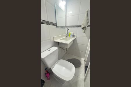 Casa à venda com 266m², 3 quartos e 3 vagas Casa à venda com 266m², 3 quartos e 3 vagasLavabo