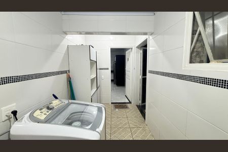 Casa à venda com 266m², 3 quartos e 3 vagas Casa à venda com 266m², 3 quartos e 3 vagasÁrea de Serviço