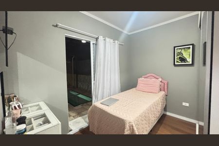 Casa à venda com 266m², 3 quartos e 3 vagas Casa à venda com 266m², 3 quartos e 3 vagasQuarto 2