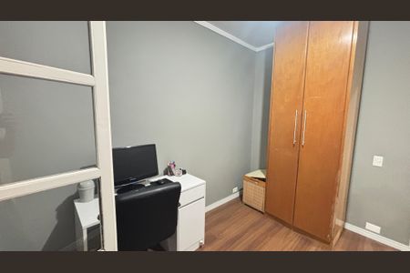 Casa à venda com 266m², 3 quartos e 3 vagas Casa à venda com 266m², 3 quartos e 3 vagasQuarto 3