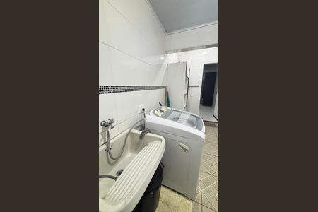 Casa à venda com 266m², 3 quartos e 3 vagas Casa à venda com 266m², 3 quartos e 3 vagasÁrea de Serviço