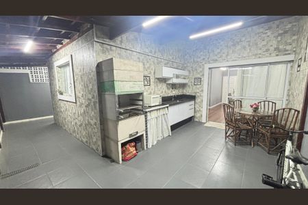 Casa à venda com 266m², 3 quartos e 3 vagas Casa à venda com 266m², 3 quartos e 3 vagasVaranda da Sala