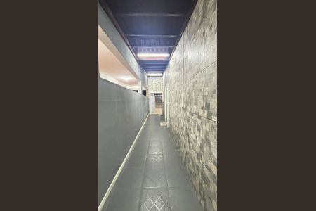 Casa à venda com 266m², 3 quartos e 3 vagas Casa à venda com 266m², 3 quartos e 3 vagasCorredor