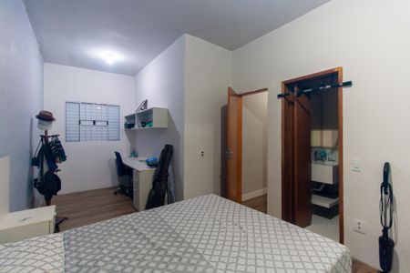 Casa para alugar com 160m², 2 quartos e 3 vagasSuíte