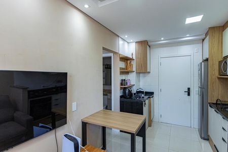 Apartamento para alugar com 32m², 2 quartos e sem vagaSala, cozinha e área de serviço