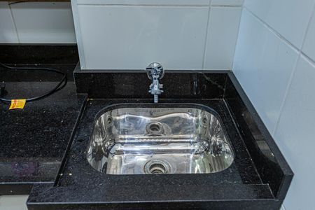 Apartamento para alugar com 32m², 2 quartos e sem vagaSala, cozinha e área de serviço