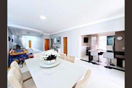 Casa de condomínio à venda com 467m², 5 quartos e 4 vagasFoto 09