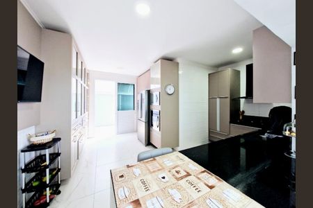 Casa de condomínio à venda com 467m², 5 quartos e 4 vagasFoto 11