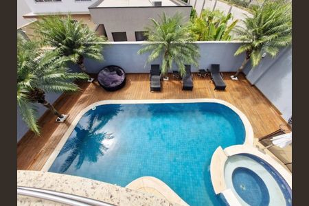 Casa de condomínio à venda com 467m², 5 quartos e 4 vagasFoto 03