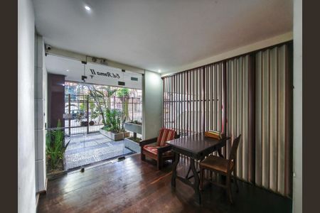 Apartamento à venda com 69m², 2 quartos e 1 vagaFachada e portaria