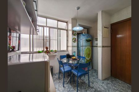 Apartamento à venda com 69m², 2 quartos e 1 vagaCozinha