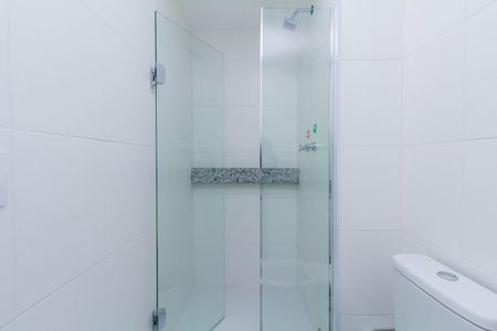 Apartamento para alugar com 51m², 2 quartos e 1 vaga Apartamento para alugar com 51m², 2 quartos e 1 vagaBanheiro da Suíte