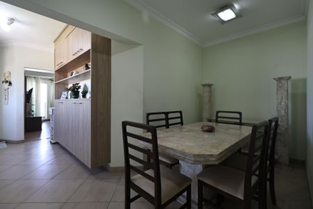 Apartamento à venda com 186m², 3 quartos e 2 vagasSala de Jantar