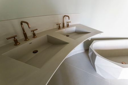 Apartamento à venda com 102m², 2 quartos e 1 vagaBanheiro da Suíte 2