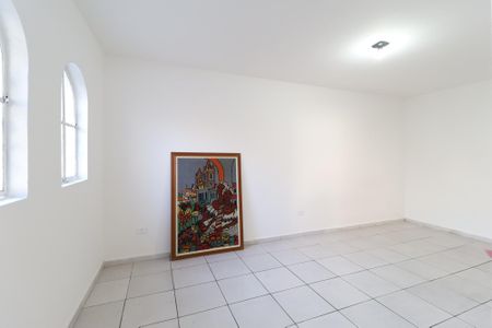 Casa à venda com 110m², 2 quartos e 3 vagasSala