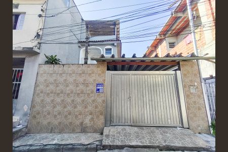 Casa à venda com 110m², 2 quartos e 3 vagasFachada