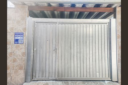 Casa à venda com 110m², 2 quartos e 3 vagasFachada