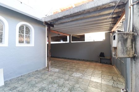 Casa à venda com 110m², 2 quartos e 3 vagasÁrea Externa